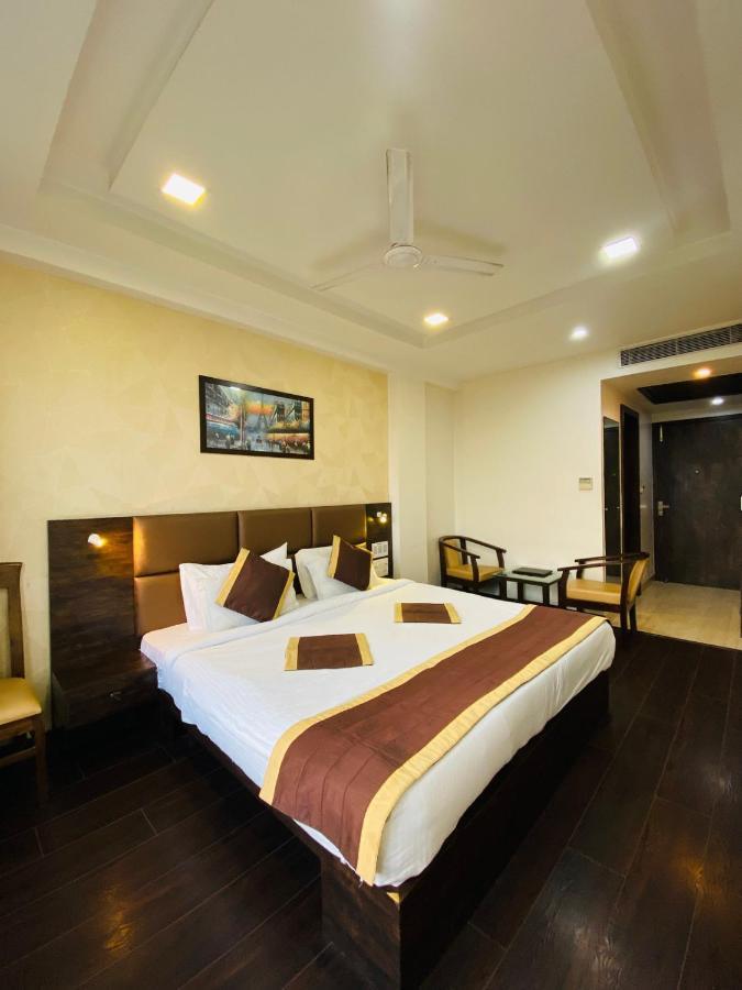 Hotel Ss Grandeur Lucknow Dış mekan fotoğraf