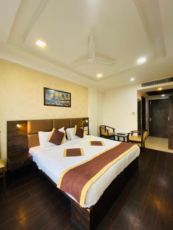 Hotel Ss Grandeur Lucknow Dış mekan fotoğraf